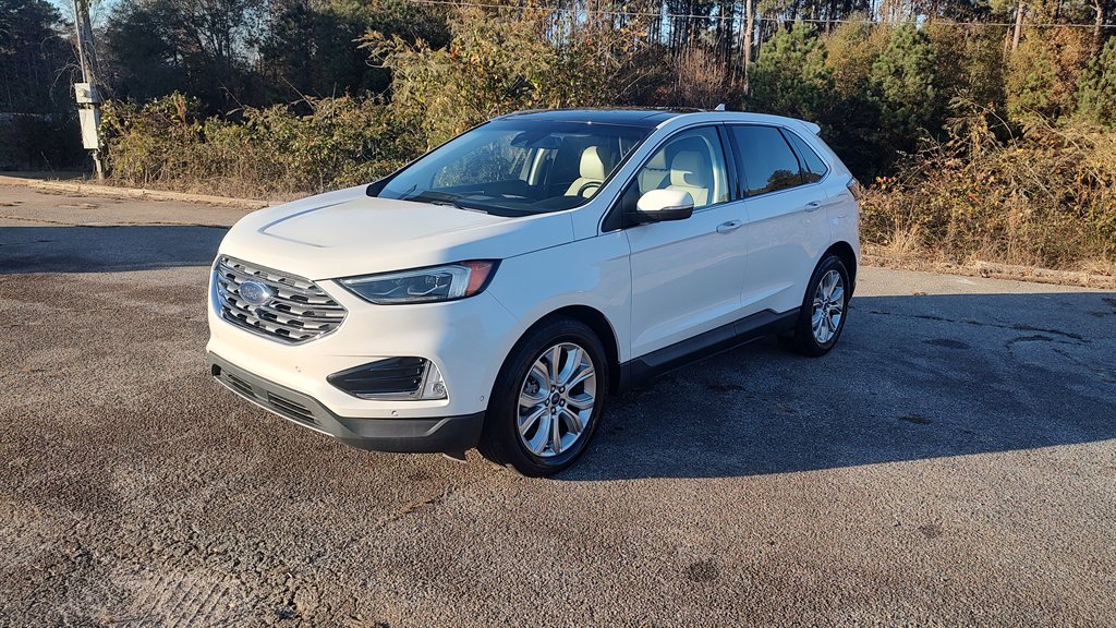 2020 Ford Edge Titanium's photo