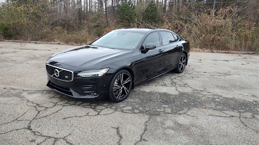 2020 Volvo S90 R-Design's photo
