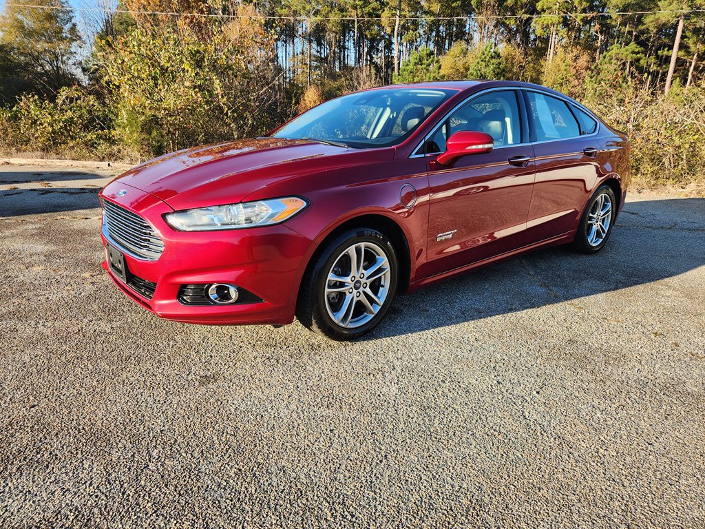 2016 Ford Fusion Energi Titanium's photo